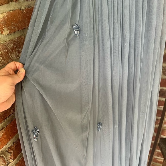 Beauut beaded gown - Picture 3 of 6